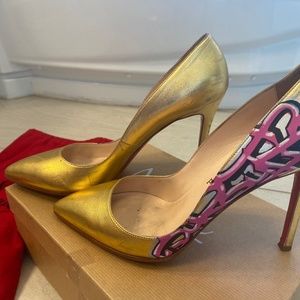 Christian Louboutin pigalle gold nappa 40.5